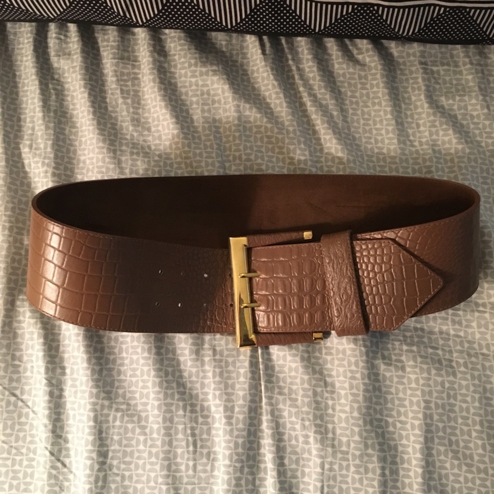 Vintage Brown Leather Belt w/gold plated buckle